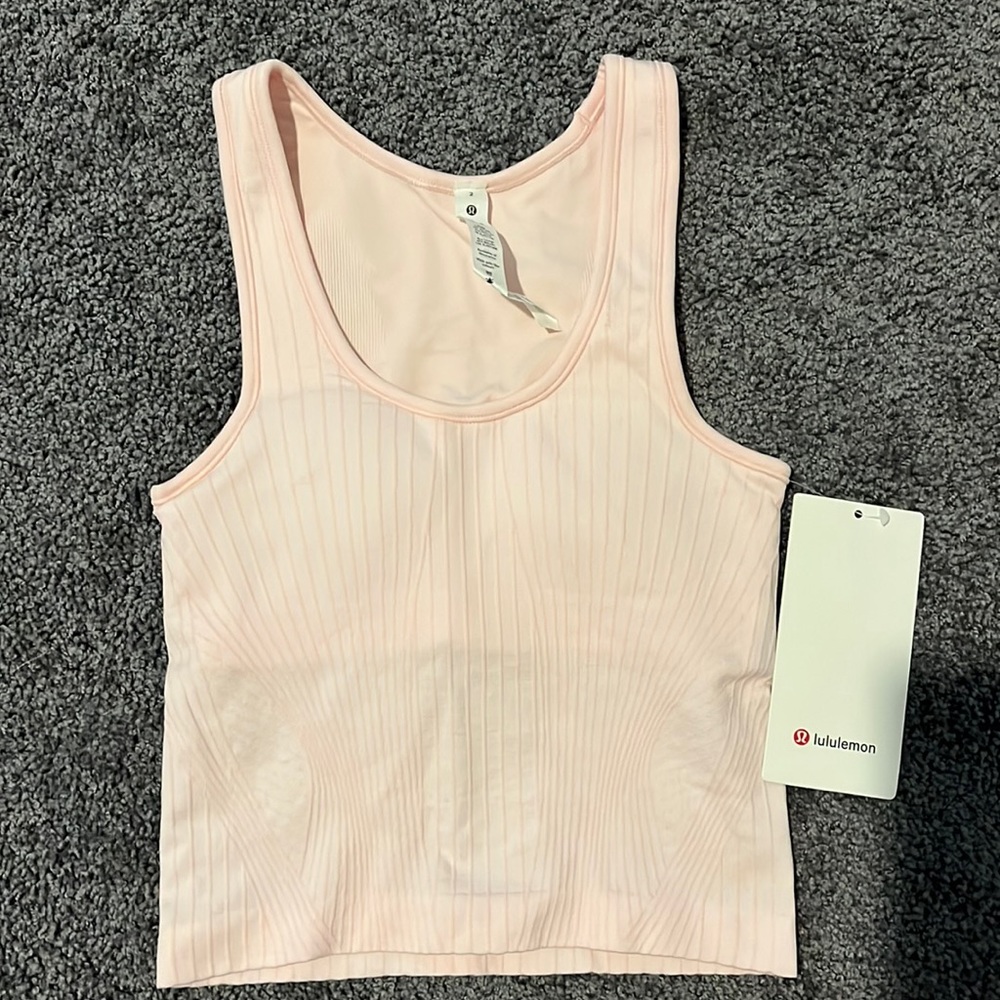 lululemon ebb to street crop tank